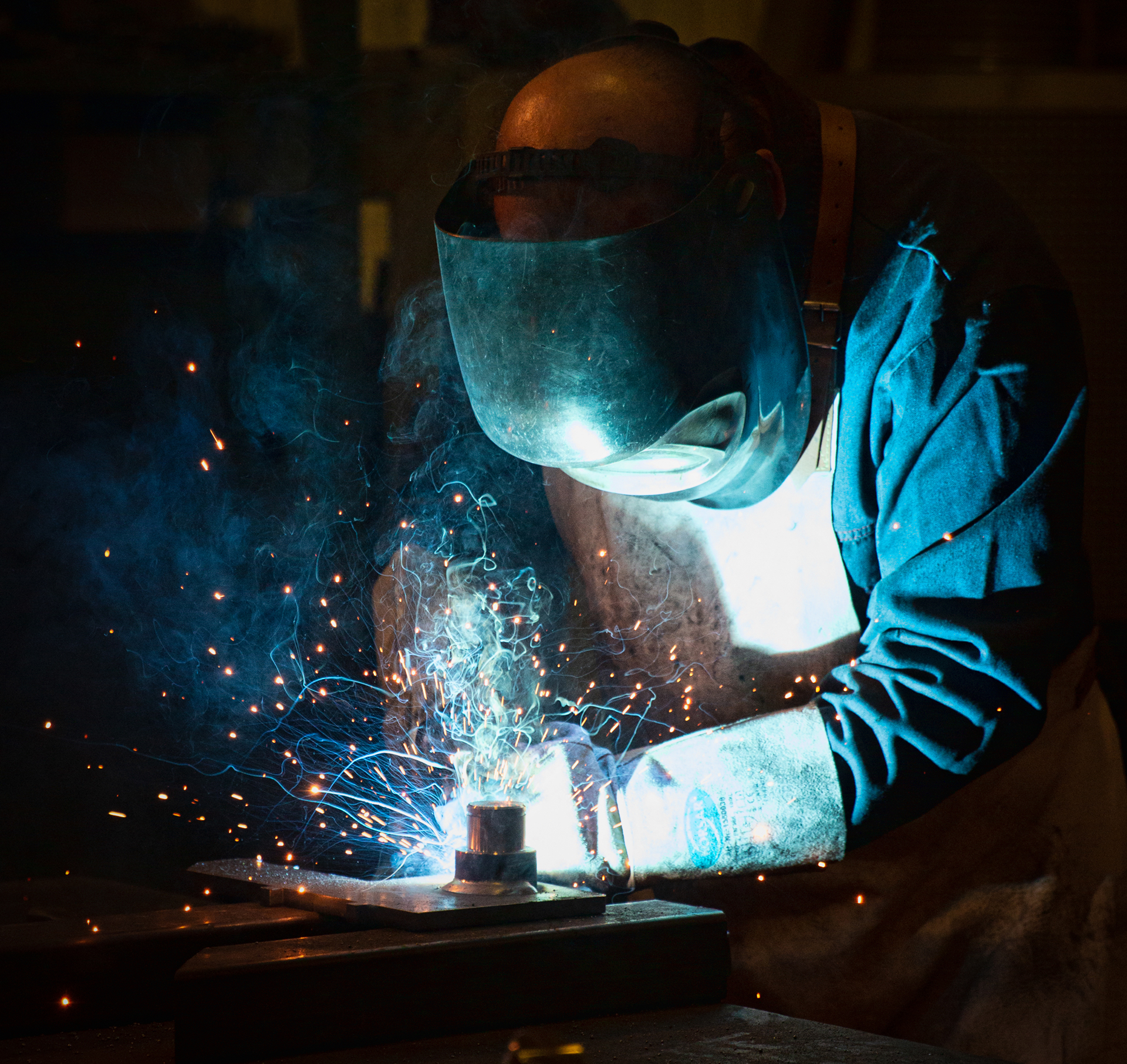 Schweißer während der Arbeit